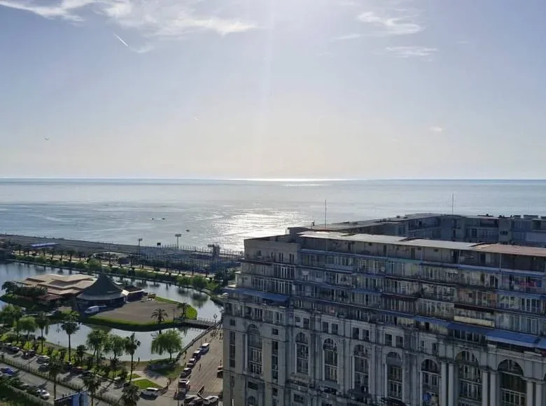 Apartamento 2 habitaciones 77 m² Batumi, Georgia