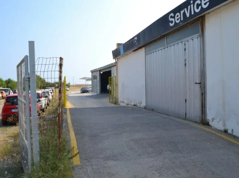 Commercial property 5 700 m² in District of Heraklion, Greece