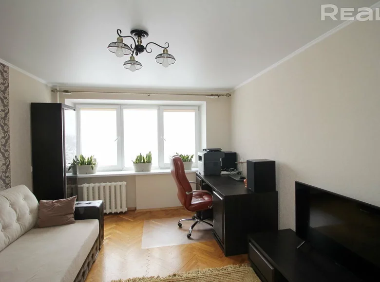 Mieszkanie 2 pokoi 55 m² Mińsk, Białoruś