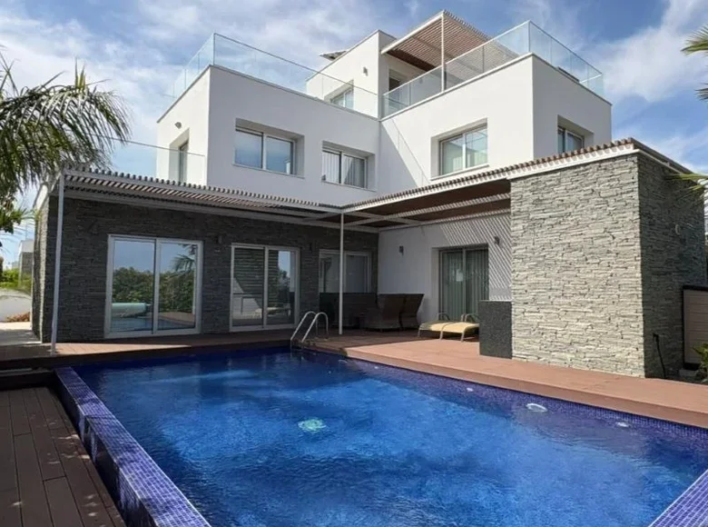 Maison 7 chambres 186 m² Yeroskipou, Chypre