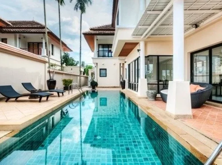 3 bedroom house 480 m² Phuket, Thailand