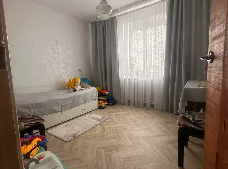 Apartamento 3 habitaciones 63 m² Losnica, Bielorrusia