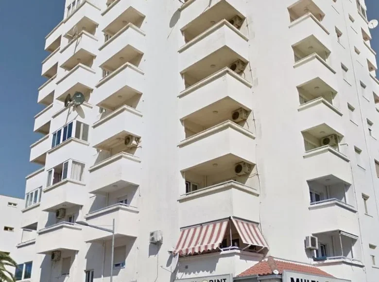 2 bedroom apartment 77 m² Bar, Montenegro
