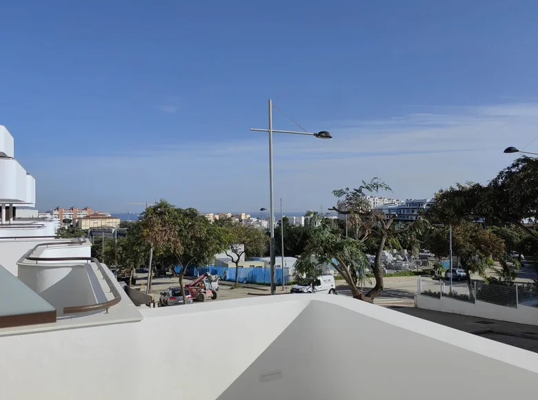 4 bedroom apartment 167 m² Estepona, Spain