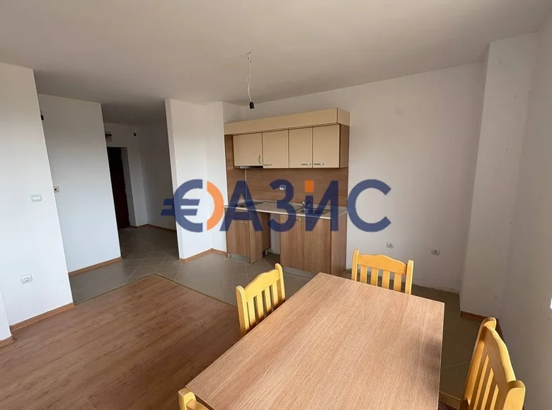 2 bedroom apartment 72 m² Nesebar, Bulgaria