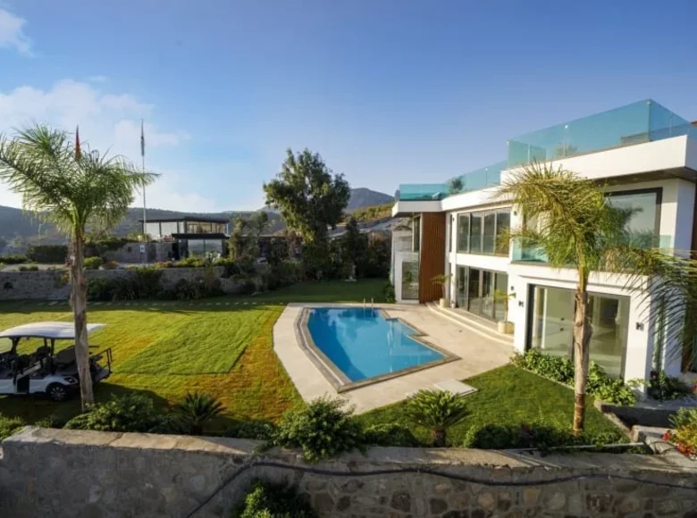 Casa 6 habitaciones 670 m² Bodrum, Turquía