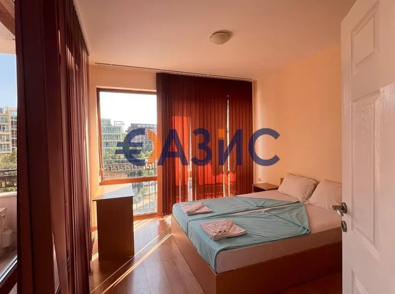 Mieszkanie 2 pokoi 61 m² Nesebyr, Bułgaria