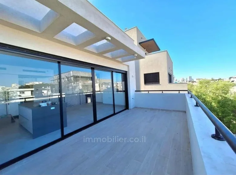 Mieszkanie 4 pokoi 120 m² Tel-Awiw, Izrael