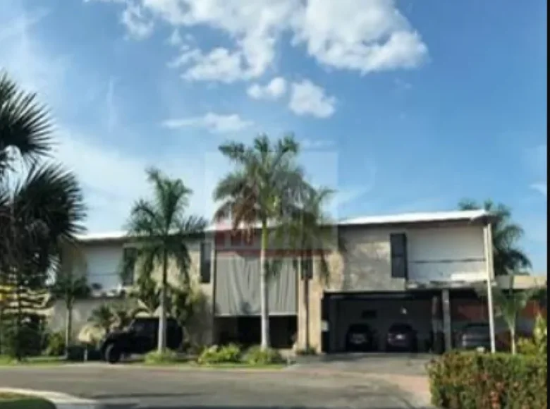 3 bedroom house 388 m² Komchen, Mexico