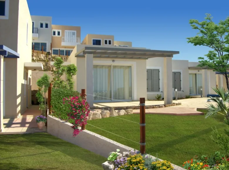 4 bedroom house 352 m² Chloraka, Cyprus