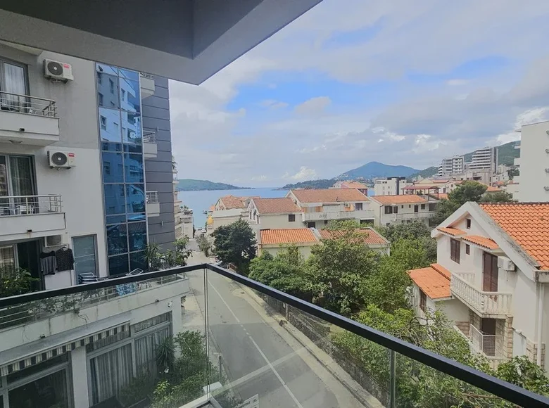 Квартира 1 спальня 49 м² Рафаиловичи, Черногория