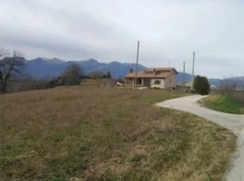 Land 5 700 000 m² Terni, Italy