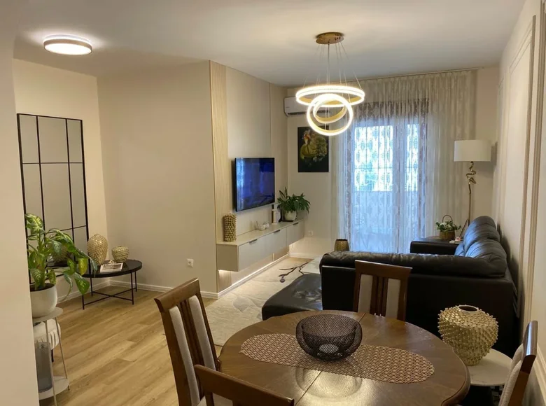 2 bedroom apartment 72 m² Podgorica, Montenegro