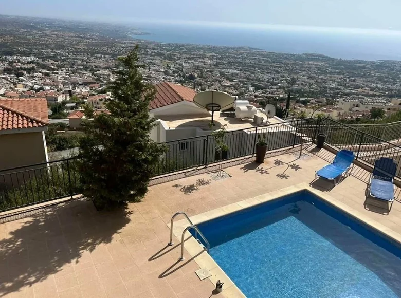 6 bedroom house 233 m² Peyia, Cyprus