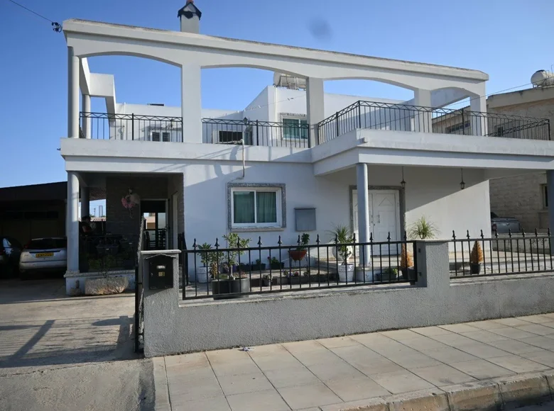 Maison 4 chambres 280 m² Liopetri, Chypre