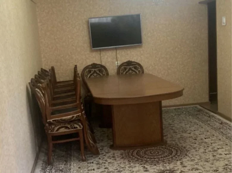 Kvartira 3 xonalar 68 m² Toshkentda