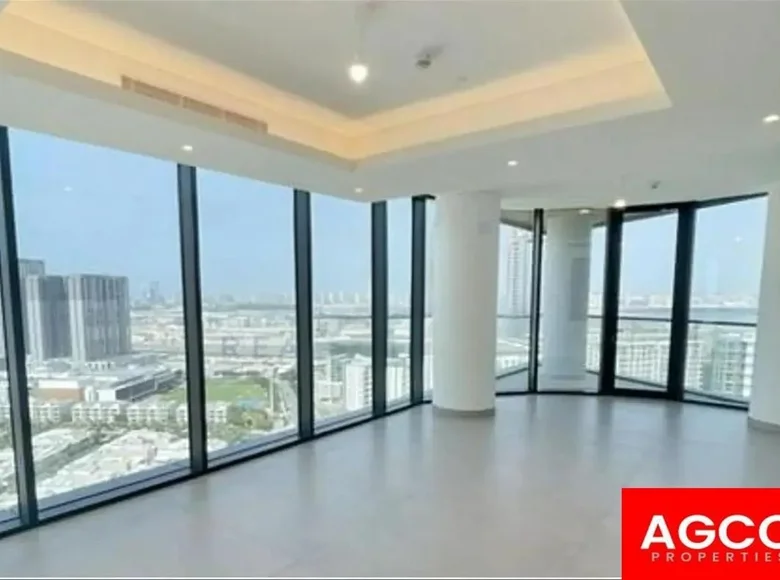 Квартира 2 комнаты 1 248 м² Дубай, ОАЭ