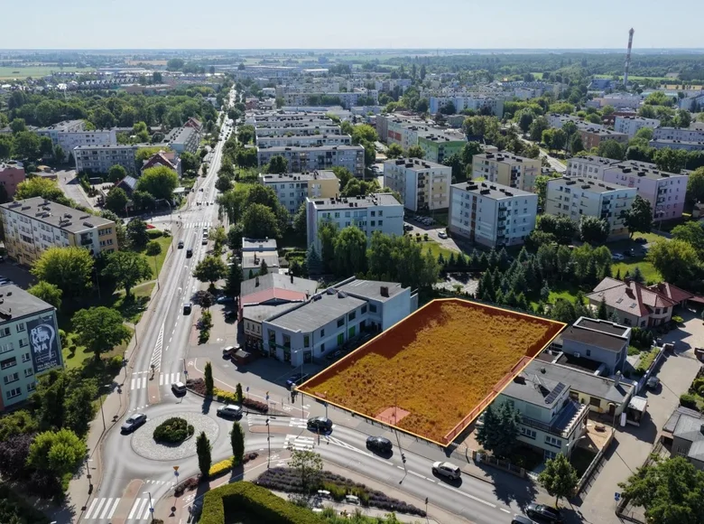 Land 1 721 m² Wrzesnia, Poland