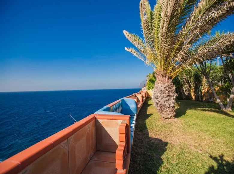 4 bedroom house 210 m² Canary Islands, Spain