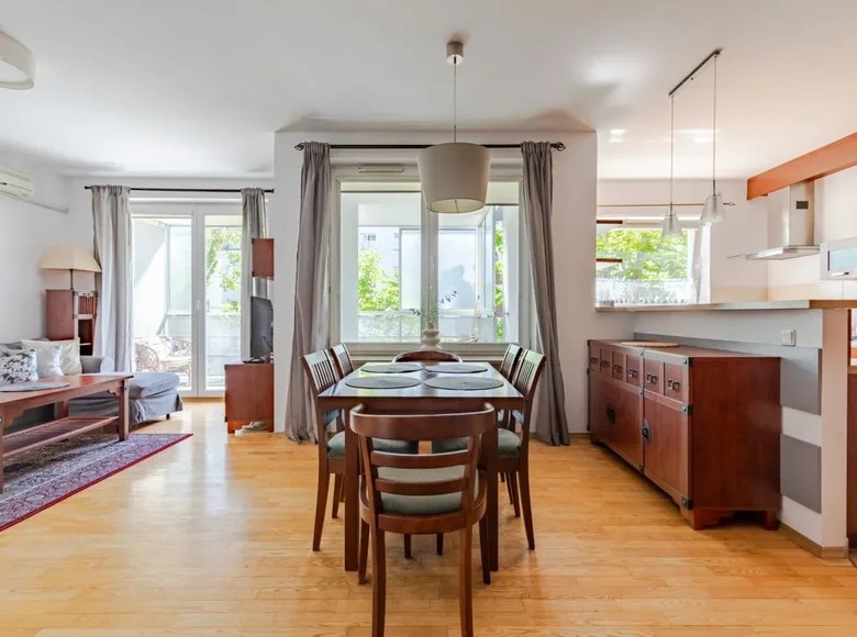 3 room apartment 81 m² Warsaw, Poland