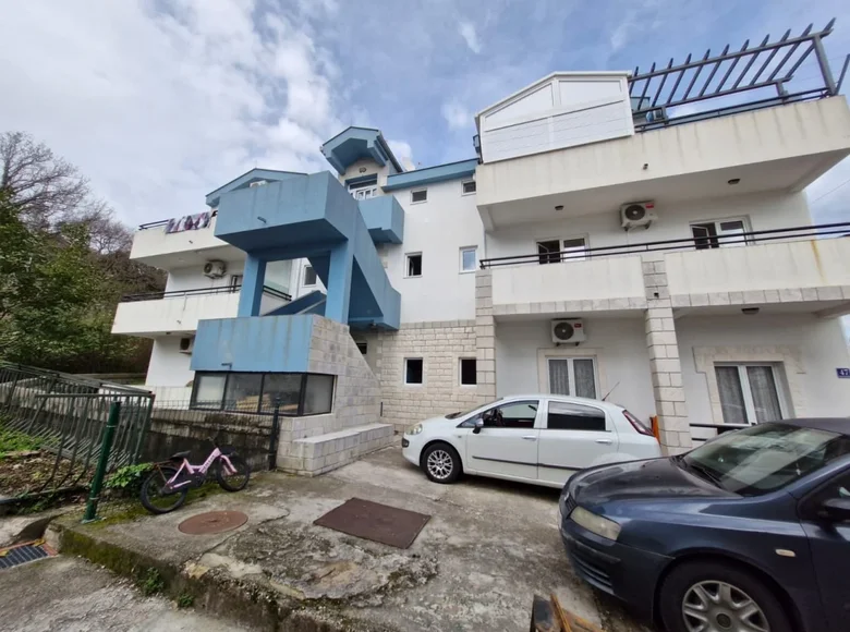 1 bedroom apartment  Bijela, Montenegro