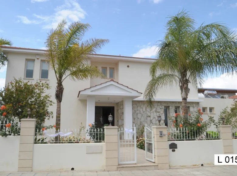 Maison 4 chambres 750 m² Latsia, Chypre