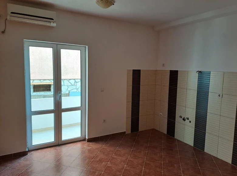 1 bedroom apartment  Bijela, Montenegro