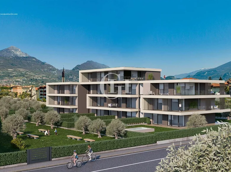Penthouse 3 bedrooms 197 m² Riva del Garda, Italy