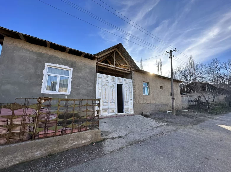 Дом 8 комнат 2 200 м² Чарвак, Узбекистан
