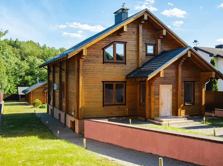 Maison 296 m² Astrosycki sielski Saviet, Bélarus