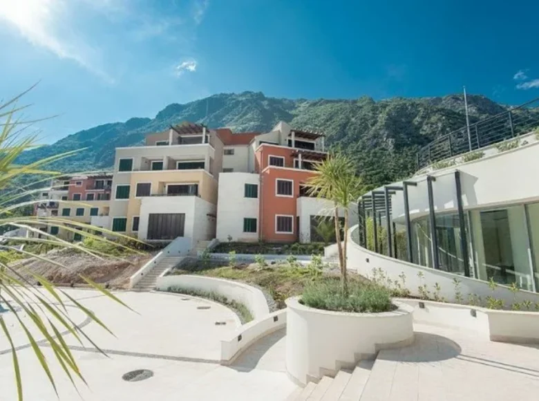 Mieszkanie 3 pokoi 56 m² Morinj, Czarnogóra