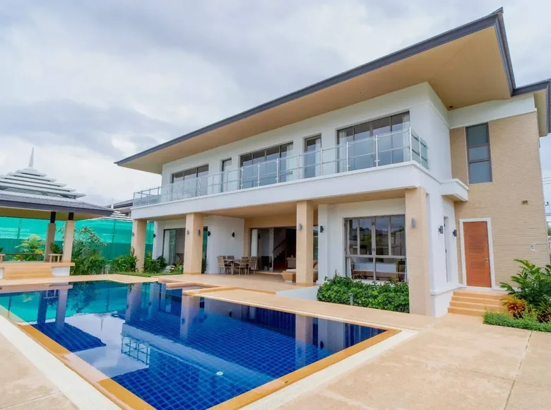 Villa de 4 habitaciones 650 m² Phuket, Tailandia