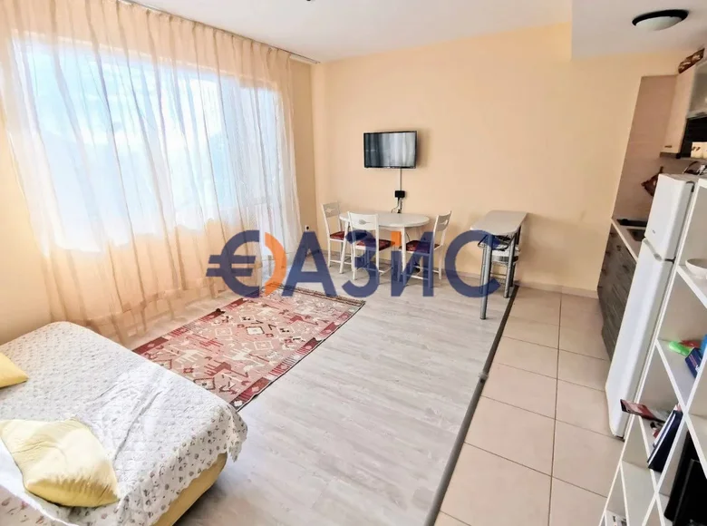 1 bedroom apartment 57 m² Byala, Bulgaria