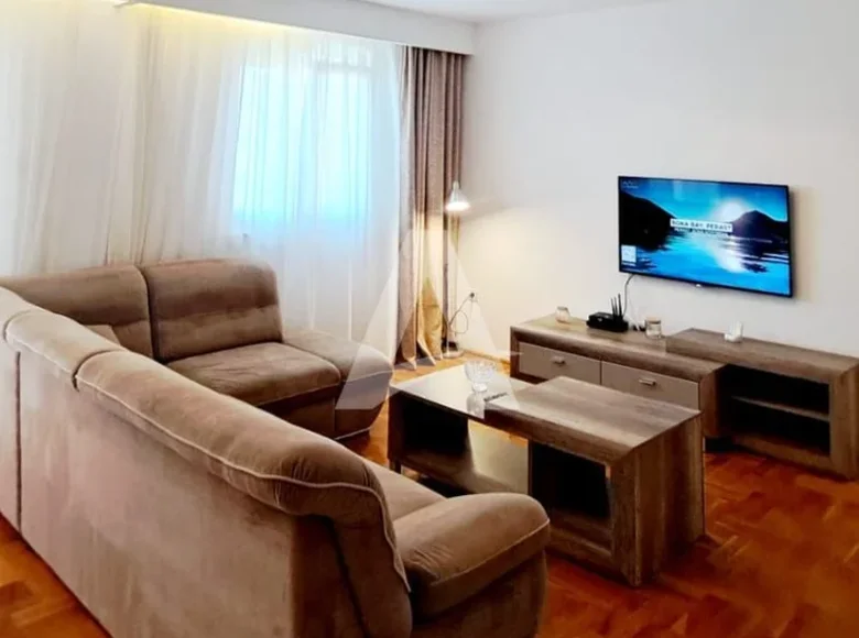 2 bedroom apartment 75 m² Budva, Montenegro