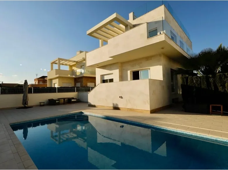 5 bedroom villa 307 m² Orihuela, Spain