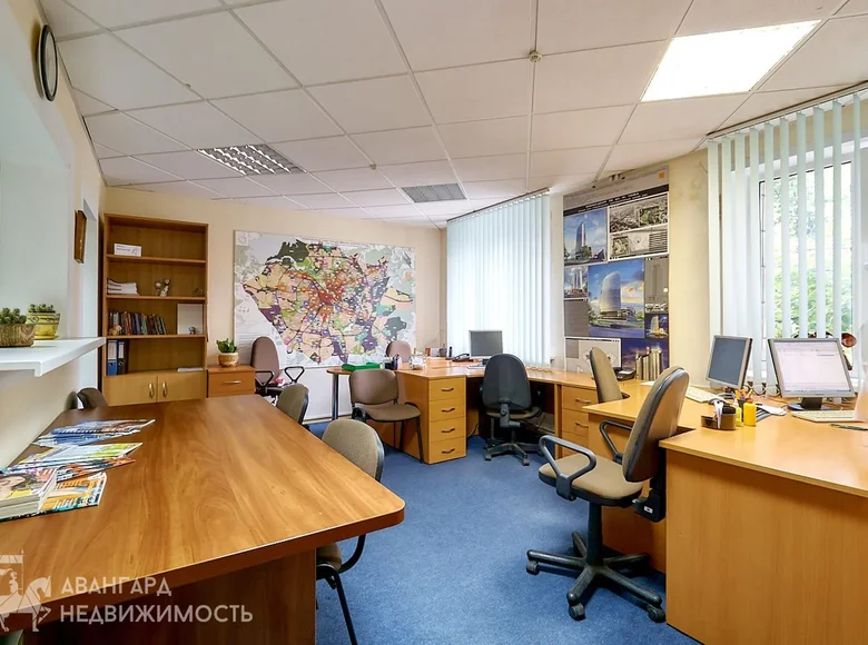 Oficina 370 m² en Minsk, Bielorrusia