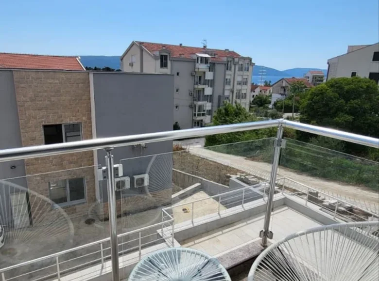 Apartamento 3 habitaciones 63 m² Tivat, Montenegro