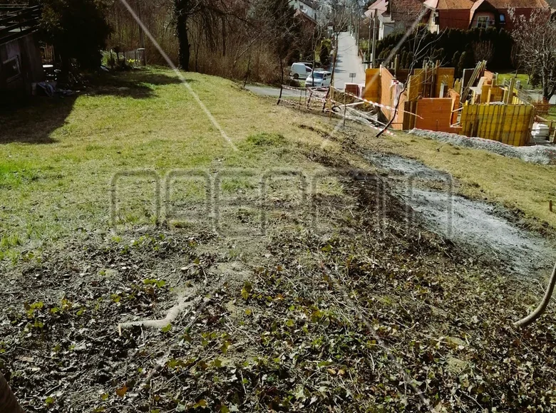 Land 1 324 m² Zagreb, Croatia