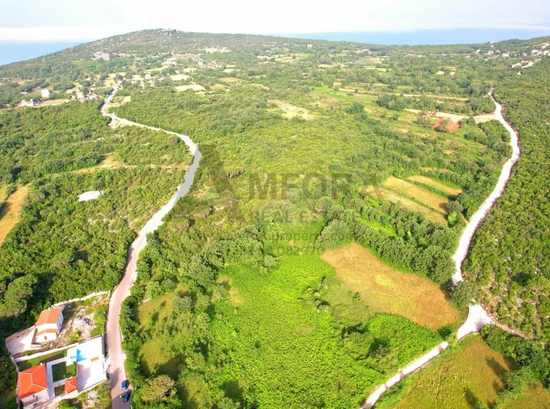 Atterrir  Zagora, Monténégro