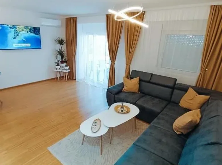 Wohnung 2 Schlafzimmer 72 m² Bar, Montenegro