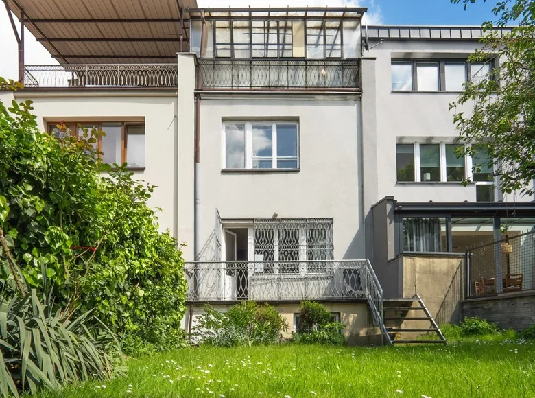 Дом 4 комнаты 255 м² Варшава, Польша