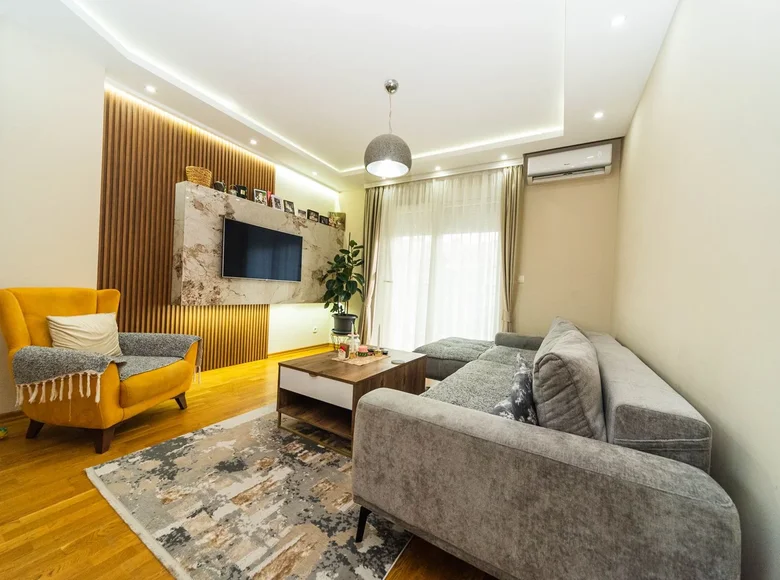 Mieszkanie 2 pokoi 81 m² Czarnogóra, Czarnogóra