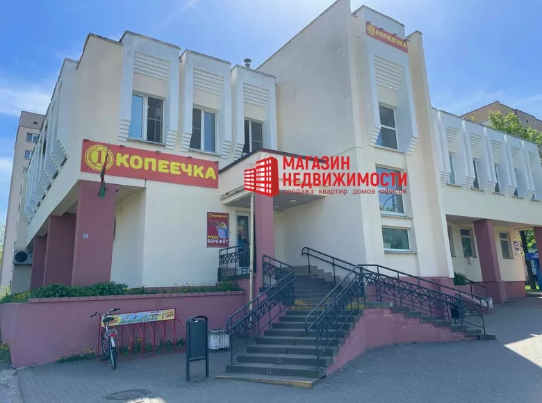 Shop 1 784 m² in Hrodna, Belarus