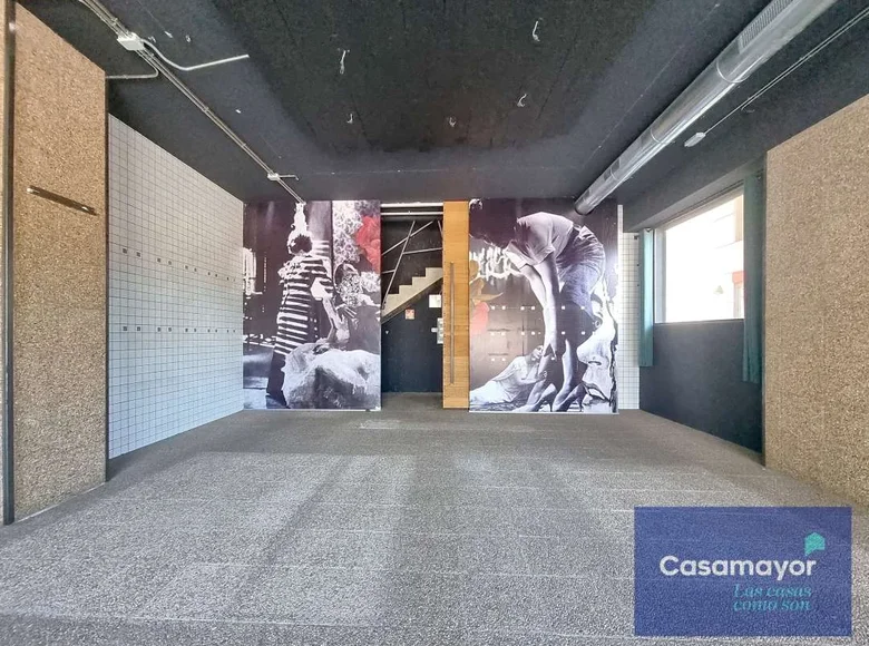 Commercial property 169 m² in Elx Elche, Spain