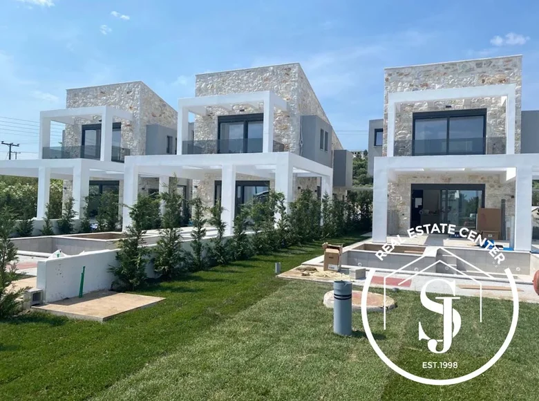 Townhouse 6 bedrooms 218 m² Chaniotis, Greece