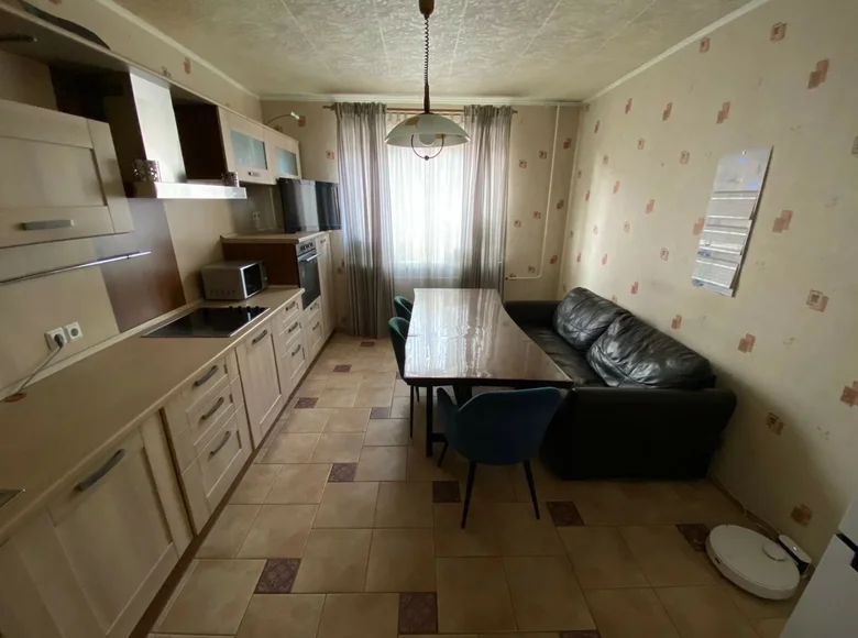 3 room apartment 80 m² okrug Ozero Dolgoe, Russia