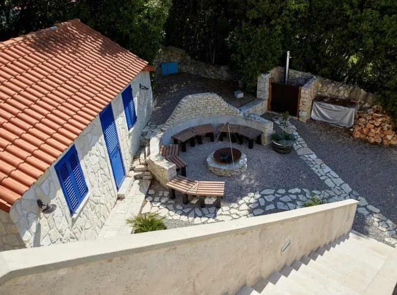 Villa 10 Schlafzimmer 360 m² Mjesni odbor Poganka - Sveti Anton, Kroatien