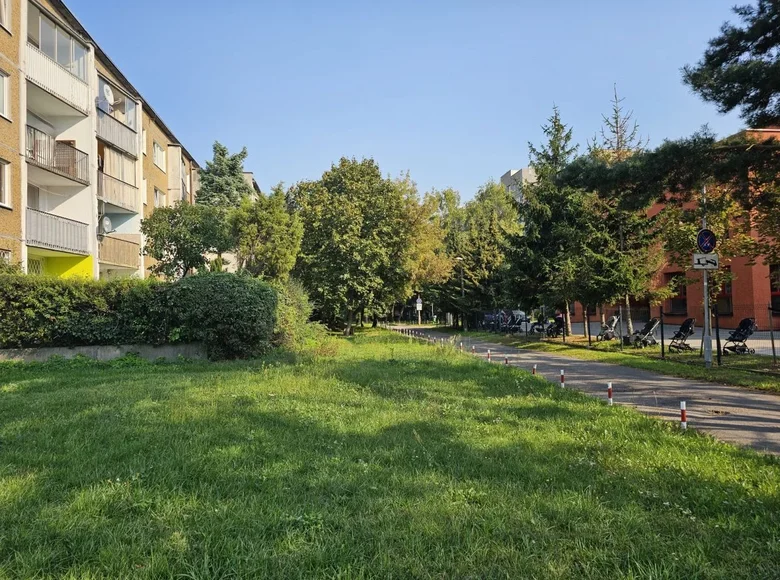 Mieszkanie 3 pokoi 58 m² Warszawa, Polska