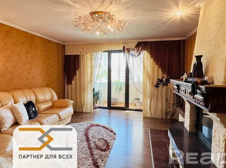 Apartamento 3 habitaciones 81 m² Slutsk, Bielorrusia