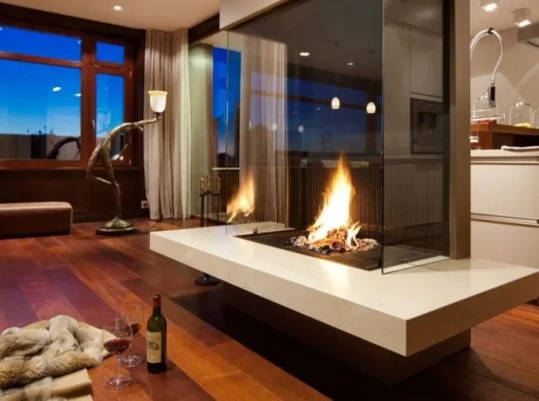Mieszkanie 7 pokojów 389 m² Ryga, Łotwa